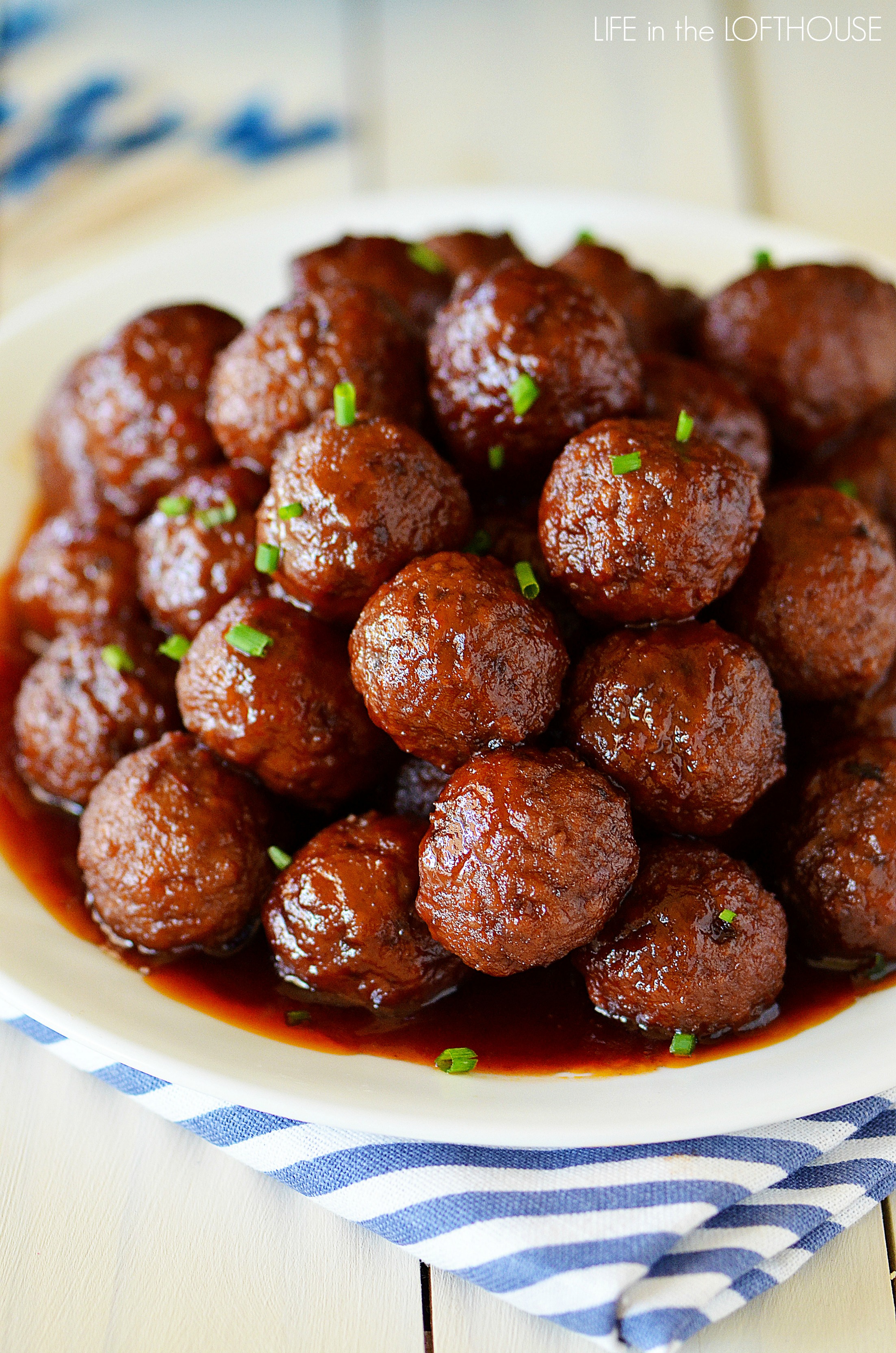 sweet and sour, meatballs, appetizers, yummy, holiday snacks, hosting, easy to make, method39, favorite things, food