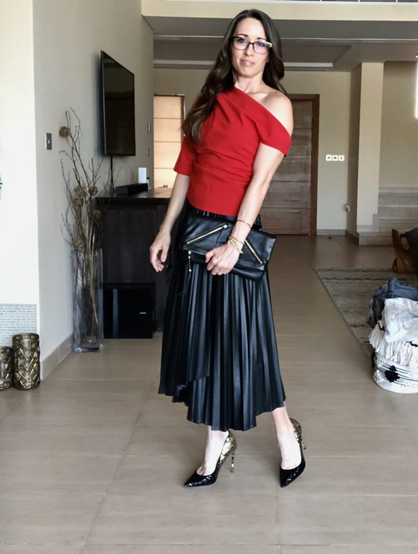 faux, leather, pleated, skirt, versatility, three ways, wear it, dressy, casual, method39, style advice, style blogger, find your style, method to style